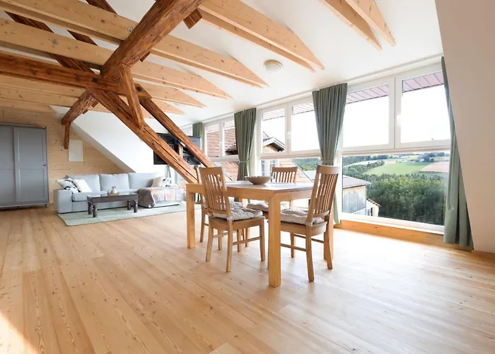 Panoramablick Bucklige Welt *